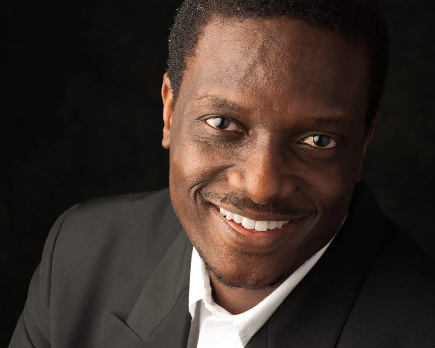 Dr. Bathélemy Bolivar Mentorship Director